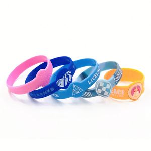 Pulsera de Silicona con Logotipo Personalizado, Impresión de Seda en Silicona, Forma Redonda, Pulseras con Código QR - Product Image 1