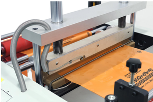 Máquina <span class=keywords><strong>de</strong></span> Sellado <span class=keywords><strong>de</strong></span> Bolsas <span class=keywords><strong>de</strong></span> Polietileno PLC, Máquina Vertical para Fabricación <span class=keywords><strong>de</strong></span> Bolsas <span class=keywords><strong>de</strong></span> Plástico en Oferta - Product Image 4