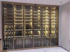 Vinoteca de Temperatura Constante de Acero Inoxidable Personalizada - Moderna y Minimalista, Gran Capacidad, Bodega Integrada - Product Image 5