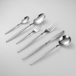 Châu Âu Hoàng Gia đám cưới bên dao kéo nặng thép không gỉ <span class=keywords><strong>Flatware</strong></span> Set bao gồm bít tết dao muỗng nĩa giá trị cao kim loại - Product Image 2