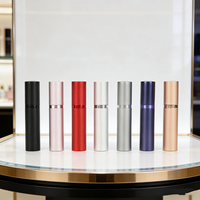 Atomiseur de parfum de luxe rechargeable en cuir PU 5 ml, mini flacon portable rechargeable