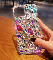 Coque de protection haut de gamme entièrement ornée de diamants avec bracelet pour iPhone 17 Pro Max, compatible avec les coques de téléphone iPhone 16, 15, 14, 13, 12, 11