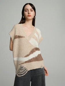 Custom Sweater Vest V-Neck <strong>Cable</strong> <strong>Knit</strong> <strong>Women</strong> <strong>S</strong> Sleeveless Sweater Knitted Oversized Sweater Custom <strong>Jumper</strong> - Product Image 2