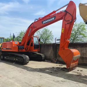 Machine de terrassement Doosan DX225LCA DX225 de 25 tonnes d'occasion de haute qualité, en bon état, faible nombre d'heures de fonctionnement - Product Image 6