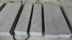 Escaliers en granit gris foncé naturel sur mesure G654 Finition flammée Carreaux d'extérieur pour utilisation extérieure Pavage en granit 50 mm - Product Image 5