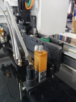 Máquina de Fusión en Caliente Automática Zuoma ZM1790 de 2.2KW de Alta Velocidad para la Fabricación de Ropa y Sujetadores, Dispensador de Puntos Adhesivos/Pegamento