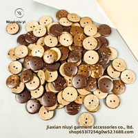 Kancing Dua Lubang dari Kulit Kelapa Alami Permukaan Putih Bentuk Bulat Sederhana Pilihan Produk Lintas Negara Waktu Sampel 7 Hari