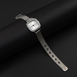 Venta directa de fábrica de relojes casuales personalizados de cuarzo texturizado de lujo ligero - Product Image 4
