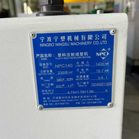 Machine de moulage par injection NingSu NPC140 99 neuve de 140 tonnes avec bac d'égouttement d'huile et bras robotique