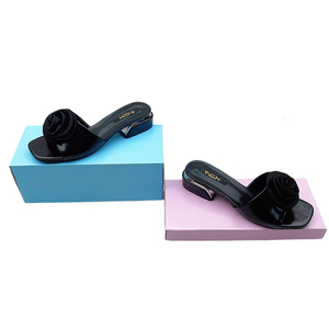 Y 37-42 vendita calda all'esterno pantofole con <span class=keywords><strong>tacco</strong></span> <span class=keywords><strong>medio</strong></span> squadrato decorate a rosa Casual e <span class=keywords><strong>comodi</strong></span> <span class=keywords><strong>sandali</strong></span> con <span class=keywords><strong>tacco</strong></span> basso - Product Image 4