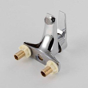 Grifo monomando para lavabo de latón con válvula de cerámica, montaje en cubierta, 2 orificios - Product Image 4