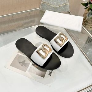 Sandalias de Goma de Lujo de Marca Famosa de Diseñador de Cuero Genuino de Alta Calidad, Última Moda en Sandalias Planas Deslizantes - Product Image 2