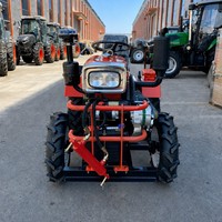 Tractor Agrícola de Cuatro Ruedas con Motor Diésel, Elevación Hidráulica y Enganche de Tres Puntos para Múltiples Implementos