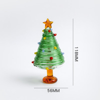 Mini sapin de Noël en verre soufflé à la main avec étoile colorée en sommet, ornement de table pour Noël, décoration de maison ou de bureau, cadeau de fêtes personnalisable