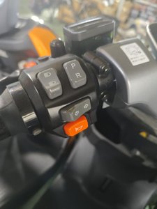 มอเตอร์ไซค์ 2000W 70 กม./ชม. สำหรับผู้ใหญ่ ดิสก์เบรก 72V 32A มอเตอร์ไซค์สำหรับผู้ใหญ่ พลังสูง - Product Image 6