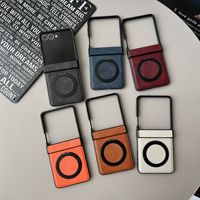Coque de Luxe pour Samsung Z Flip 7 6 5 4 3, Housse Rigide en Cuir PU Texturé avec Support Téléphone Magnétique Métallique Inclus