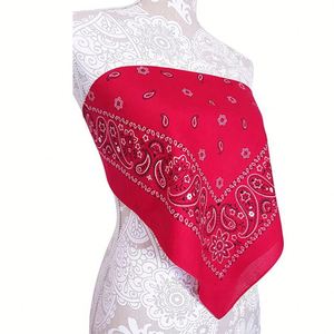 Top Corto Tipo Bandana con Estampado Paisley Personalizado, Suave, Transpirable y Cómodo para el Verano - Product Image 5