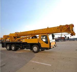 Grue sur camion QY25K5C, capacité de levage de 25 tonnes, flèche hydraulique mobile en U à 5 sections de 41 m, haute stabilité, prête à être expédiée - Product Image 4