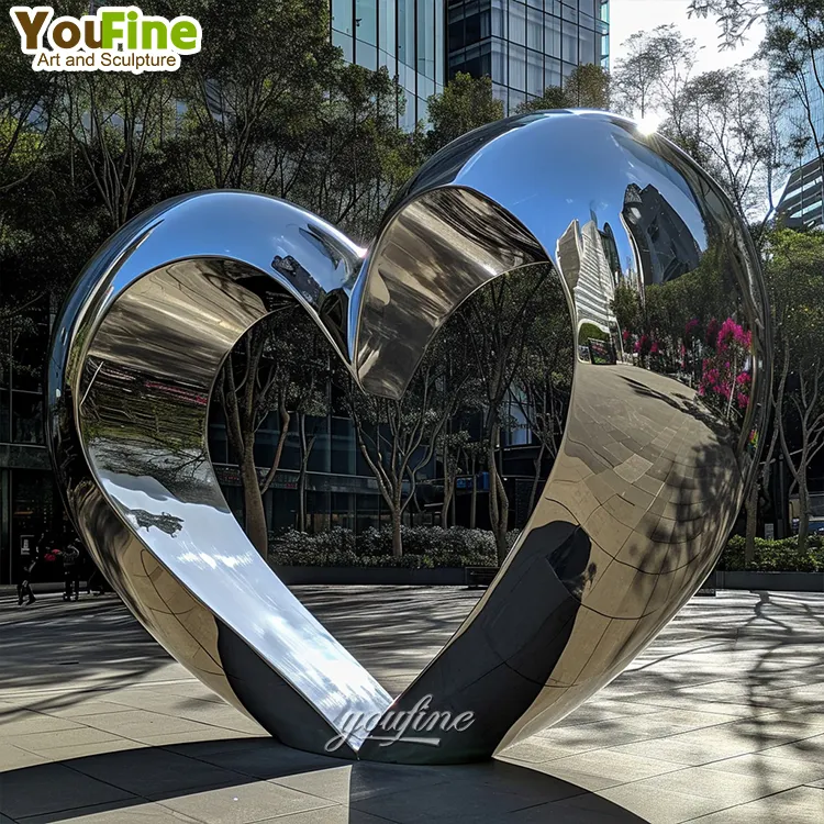 Modern yüksek cilalı büyük boy paslanmaz çelik kalp heykel satılık