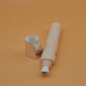 Usine OEM 10g 15g 20g 20ml Tube vide en plastique personnalisé de crème pour les yeux emballage avec applicateur de <span class=keywords><strong>massage</strong></span> en alliage de zinc - Product Image 1