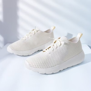Calzado Deportivo de Moda Otoñal al por Mayor, Estilos Unisex, Colores Personalizados, Parte Superior de Malla Transpirable Ligera, Plantilla de EVA - Product Image 3