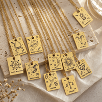 Collier pendentif carte de tarot en acier inoxydable, breloque carrée plaquée or avec symboles du zodiaque, bijoux spirituels, collier de tarot