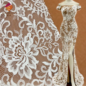 Derniers modèles Prix de gros Broderie 3D <span class=keywords><strong>Dentelle</strong></span> française Chantilly Tissu de <span class=keywords><strong>dentelle</strong></span> de haute qualité pour robe de mariée - Product Image 6