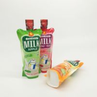 Pochette souple personnalisée en plastique de qualité alimentaire avec logo, en forme de bouteille, pour eau et jus