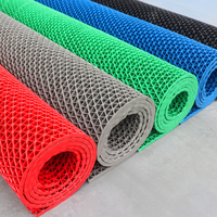 Rouleaux de tapis en PVC durables, antidérapants, résistants à la chaleur et imperméables, pour cuisines, ateliers, restaurants et escaliers.