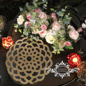 Décorations de mariage en acrylique miroir doré Tapis de table et assiettes de table pour rehausser les dessous des assiettes - Product Image 4