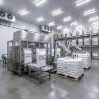 Approvisionnement unique en polyacrylamide cationique en poudre, pureté 99%, floculant pour le marché mondial du traitement des eaux usées