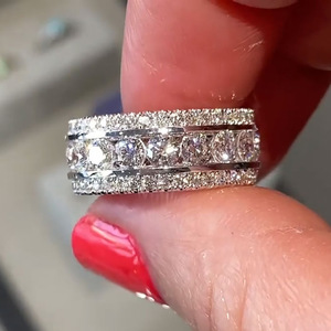 Anello Classico da Donna in Lega di Metallo Prezioso Placcato Oro Bianco per Occasioni Festive - Accessorio per Outfit Casual e Uso Quotidiano - Product Image 3