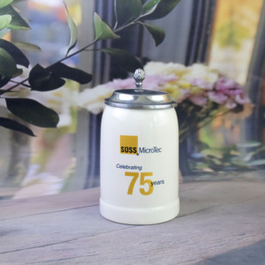 Chope à bière Oktoberfest de 0,75 litre, style américain, <span class=keywords><strong>en</strong></span> porcelaine, durable, réutilisable, cadeau d'anniversaire pour les amateurs de bière - Product Image 3