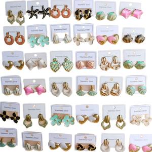 Boucles d'oreilles clous en acier inoxydable plaqué or tendance, design nœud papillon, fleur, cœur, hypoallergéniques, émaillées, cadeau, fête, vente en gros - Product Image 5