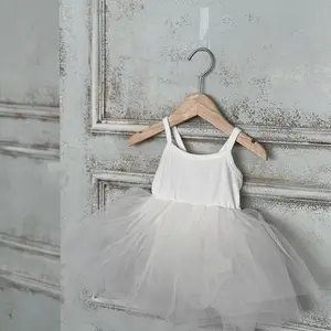 夏の赤ちゃん美しいスカート快適なロンパース薄いベビー服プリンセスドレス