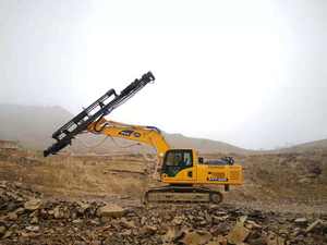 Trivella per micro-pali PVT 90-150mm 20m con motore diesel YUCHAI, montata su escavatore per perforazione facile di fondazioni a micro-pali - Product Image 4