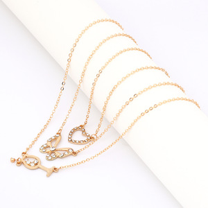 Collares en capas para mujer con colgante de mariposa y corazón, de cristal y diamantes de imitación, de aleación de zinc, joyería de moda para fiestas 2024 - Product Image 3