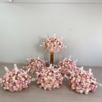 Boules de fleurs artificielles à faible MOQ pour centres de table de mariage