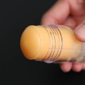 Bâton de crème à l'urée personnalisé OEM 40% Baume pour les talons Crème pour les mains et les pieds pour peau sèche fissurée Traitement du talon fissuré Prévention des engelures - Product Image 4