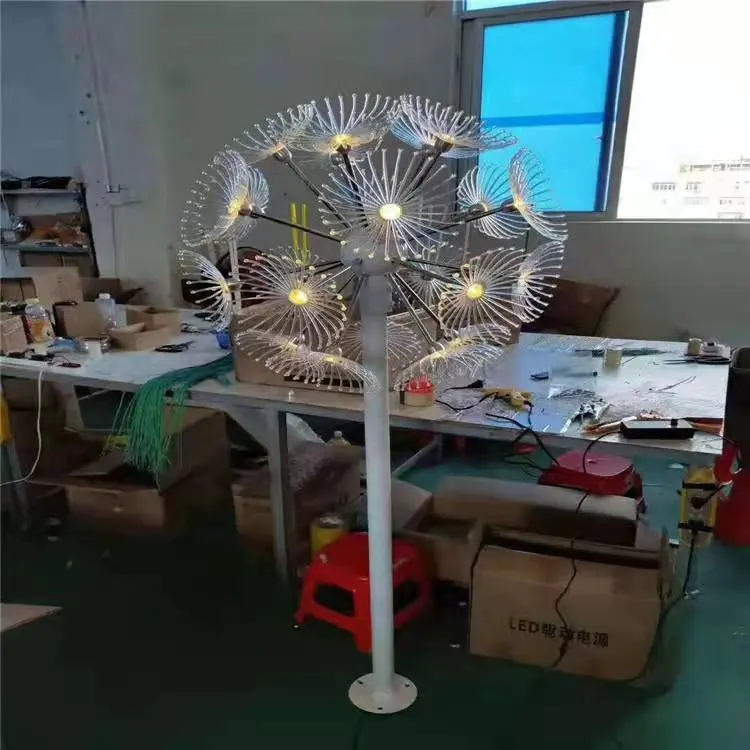 Lampes de table nouveau 2022 mini arbre de noël avec lumière lampes solaires décoratives pour jardin extérieur lampe solaire à pissenlit