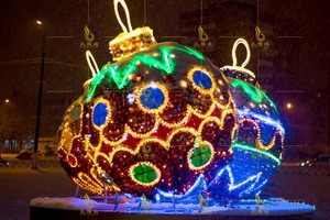 Arche lumineuse <span class=keywords><strong>de</strong></span> Noël 3D, boule décorative, sculpture extérieure étanche pour les centres commerciaux, lumières LED 3D pour les fêtes - Product Image 4