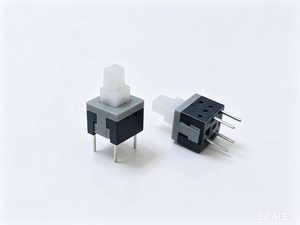 Interrupteurs pour Glocks, bouton-poussoir vertical DIP autobloquant de 5,8 mm par 5,8 mm - Product Image 5