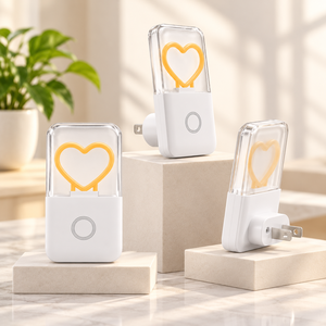 Veilleuse LED à brancher OEM ODM avec capteur crépusculaire, 3 niveaux de luminosité réglables, 0,5W, en forme de cœur, pour chambre et escaliers - Product Image 1