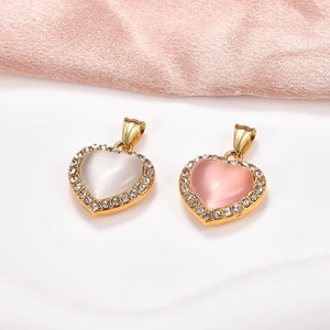 Collier pendentif cœur en acier inoxydable et zircone pour femme, avec breloques scintillantes, chaîne en métal, accessoires de bijoux de mariage, cadeau - Product Image 4