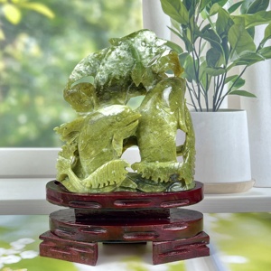 Kerajinan Ukiran Giok Hijau Alami Besar yang Diukir Tangan Gaya Fengshui Cina Dekorasi Maskot Suvenir Koleksi Hadiah Pajangan - Product Image 4