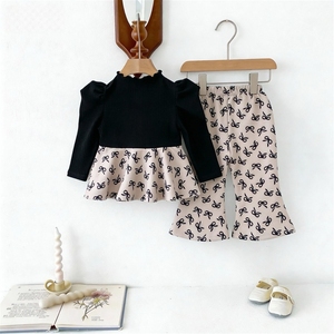 Nueva versión coreana, 26 conjuntos de pantalones acampanados con lazo para niños y niñas, disponibles en primavera y otoño. - Product Image 4