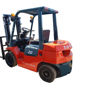 Chariot élévateur Toyota d'occasion 2 tonnes, moteur à combustion interne japonais FD20, 3800 kg, 0-2000 heures, rapport de stock et inspection vidéo fournis - Product Image 1