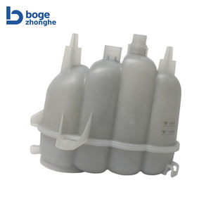 Usine de gros systèmes de refroidissement pièces automobiles réservoir d'expansion de liquide de refroidissement pour <span class=keywords><strong>Audi</strong></span> <span class=keywords><strong>A4</strong></span> A5 8W0121405L 8W0121405G - Product Image 1