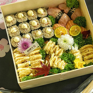 Food <strong>Boxes</strong> Packaging Wooden Box for Sushi Disposable Foldable Takeaway Togo <strong>Lunch</strong> Bento Sushi Food Packaging Box - Product Image 3