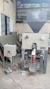 Machine de remplissage de sacs à valve à double buse, équipement d'emballage automatique haute vitesse pour poudres, idéal pour le ciment et le mastic - Product Image 2